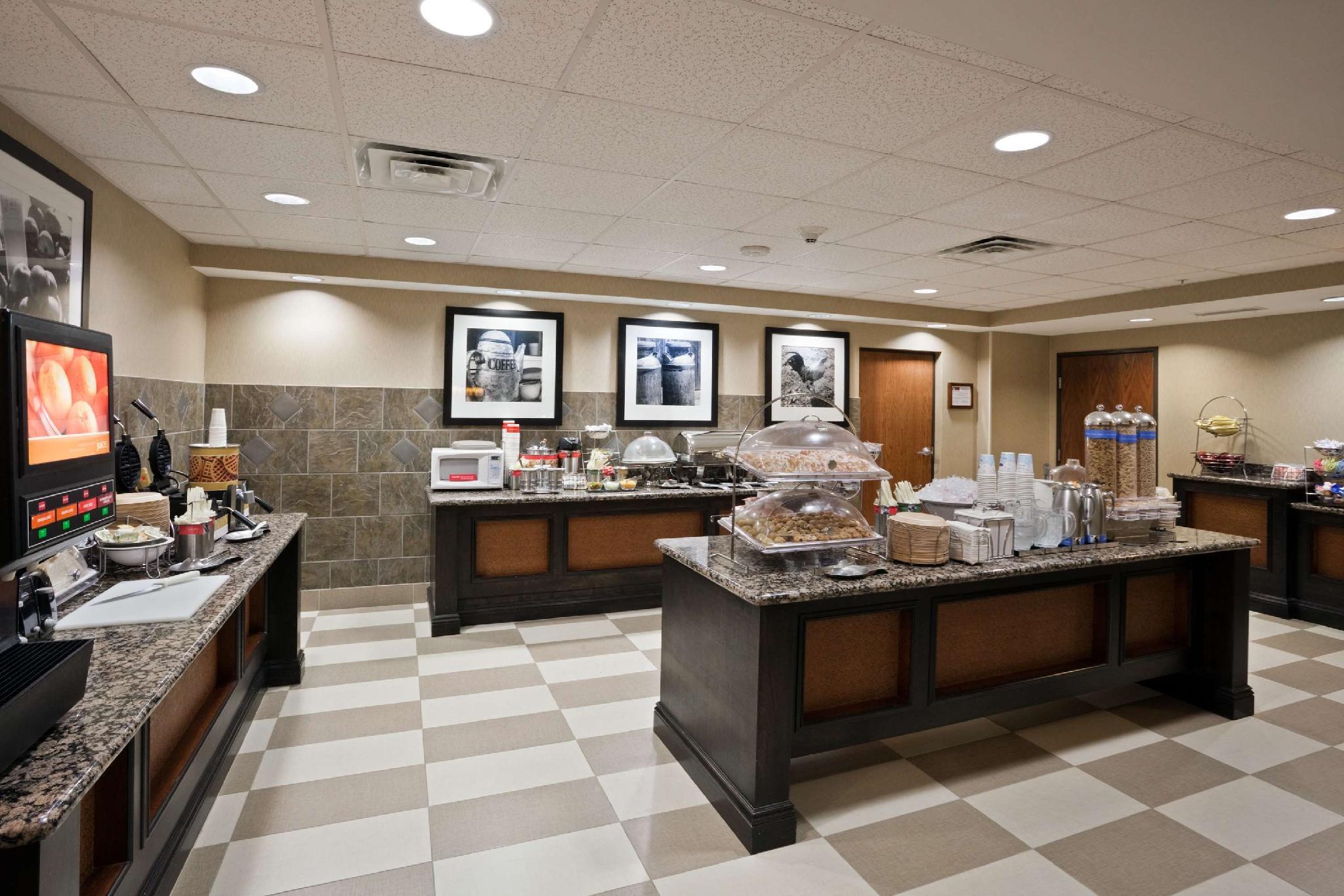 Hampton Inn & Suites Dallas-Allen Bagian luar foto